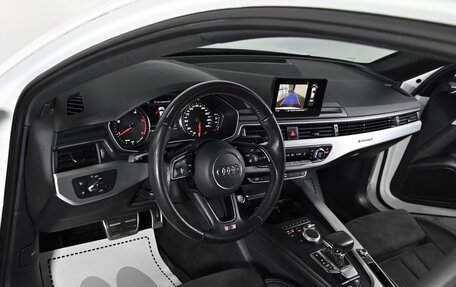 Audi A4, 2019 год, 2 699 000 рублей, 15 фотография