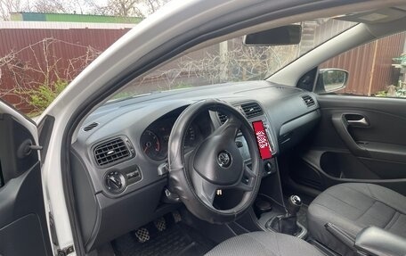 Volkswagen Polo VI (EU Market), 2018 год, 620 000 рублей, 6 фотография