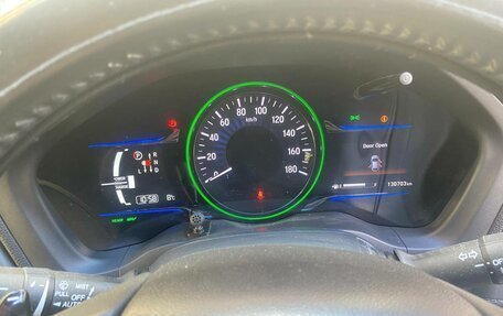 Honda Vezel, 2014 год, 1 150 000 рублей, 6 фотография