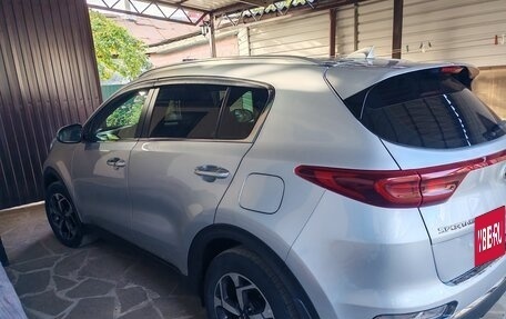 KIA Sportage IV рестайлинг, 2020 год, 2 100 000 рублей, 4 фотография