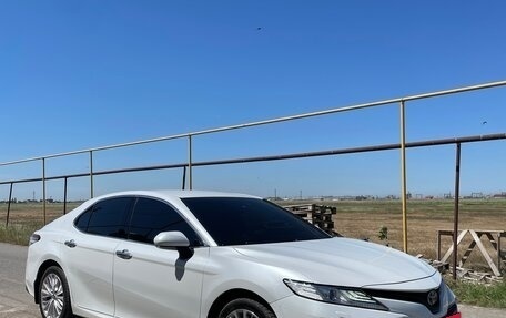 Toyota Camry, 2020 год, 2 640 000 рублей, 6 фотография