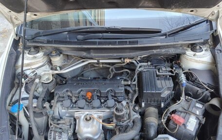 Honda Stream II, 2010 год, 1 300 000 рублей, 20 фотография
