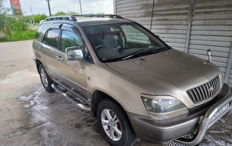 Toyota Harrier, 1998 год, 870 000 рублей, 7 фотография