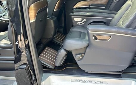 Mercedes-Benz V-Класс, 2023 год, 5 690 000 рублей, 15 фотография