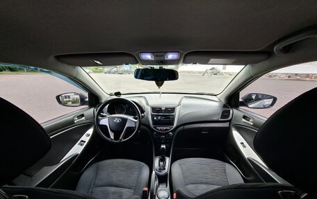 Hyundai Solaris II рестайлинг, 2015 год, 1 100 000 рублей, 13 фотография