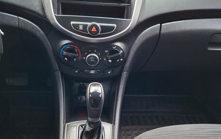Hyundai Solaris II рестайлинг, 2015 год, 1 100 000 рублей, 14 фотография