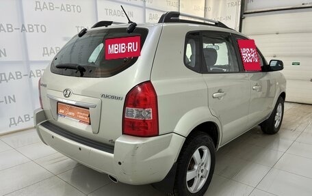 Hyundai Tucson III, 2008 год, 920 000 рублей, 4 фотография