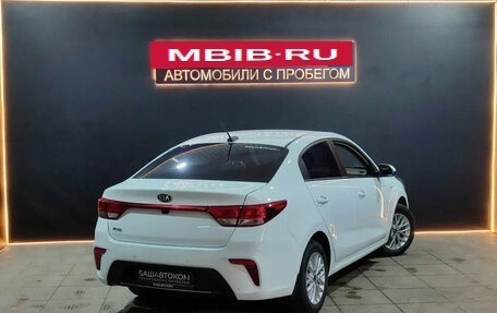 KIA Rio IV, 2018 год, 1 400 000 рублей, 4 фотография