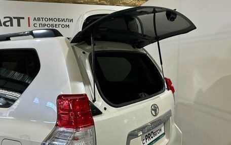 Toyota Land Cruiser Prado 150 рестайлинг 2, 2012 год, 2 950 000 рублей, 11 фотография