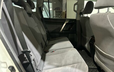 Toyota Land Cruiser Prado 150 рестайлинг 2, 2012 год, 2 950 000 рублей, 20 фотография