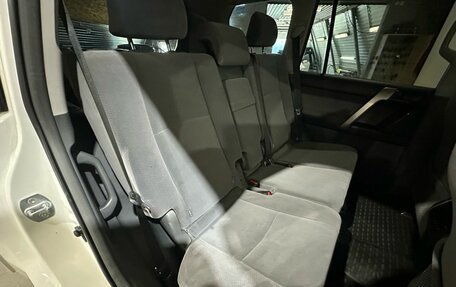 Toyota Land Cruiser Prado 150 рестайлинг 2, 2012 год, 2 950 000 рублей, 21 фотография