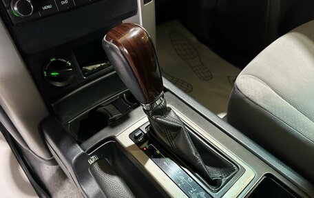 Toyota Land Cruiser Prado 150 рестайлинг 2, 2012 год, 2 950 000 рублей, 34 фотография