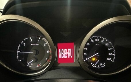 Toyota Land Cruiser Prado 150 рестайлинг 2, 2012 год, 2 950 000 рублей, 37 фотография