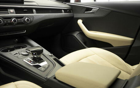 Audi A4, 2017 год, 2 375 000 рублей, 25 фотография