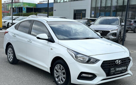 Hyundai Solaris II рестайлинг, 2018 год, 1 370 000 рублей, 7 фотография