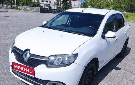 Renault Logan II, 2015 год, 670 000 рублей, 1 фотография