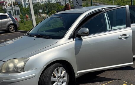 Toyota Avensis III рестайлинг, 2007 год, 750 000 рублей, 4 фотография
