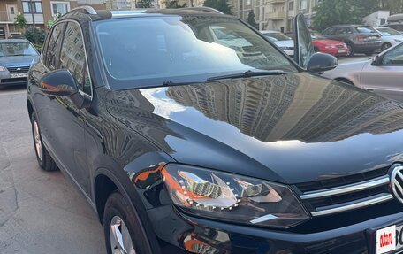 Volkswagen Touareg III, 2011 год, 2 100 000 рублей, 5 фотография