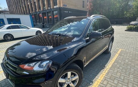 Volkswagen Touareg III, 2011 год, 2 100 000 рублей, 10 фотография