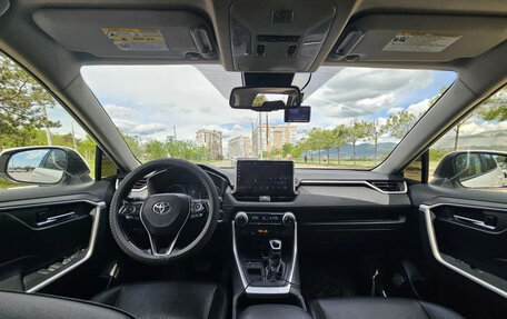 Toyota RAV4, 2019 год, 3 500 000 рублей, 2 фотография
