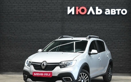 Renault Sandero II рестайлинг, 2019 год, 1 100 000 рублей, 2 фотография