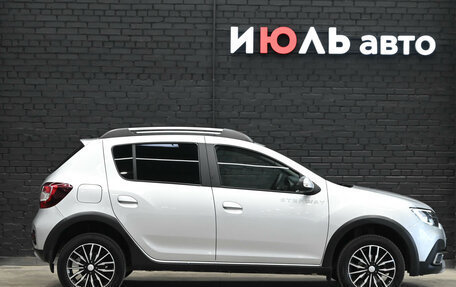 Renault Sandero II рестайлинг, 2019 год, 1 100 000 рублей, 10 фотография