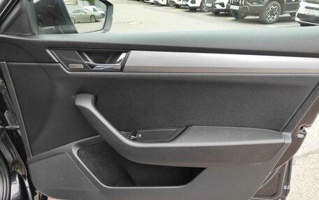 Skoda Superb III рестайлинг, 2016 год, 1 700 000 рублей, 12 фотография