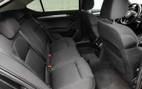 Skoda Superb III рестайлинг, 2016 год, 1 700 000 рублей, 13 фотография
