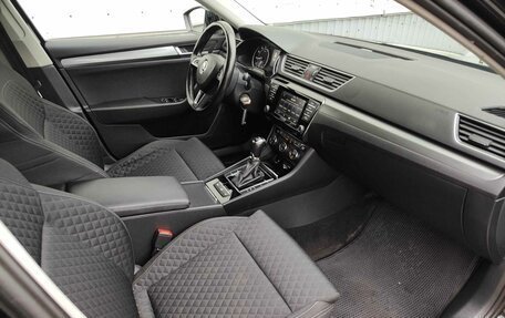 Skoda Superb III рестайлинг, 2016 год, 1 700 000 рублей, 9 фотография