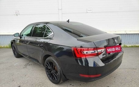 Skoda Superb III рестайлинг, 2016 год, 1 700 000 рублей, 5 фотография