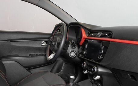 KIA Rio IV, 2021 год, 1 825 000 рублей, 7 фотография