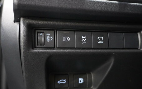 Toyota Camry, 2025 год, 3 990 000 рублей, 20 фотография