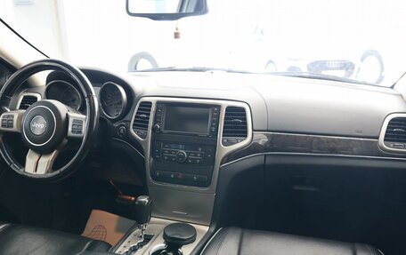 Jeep Grand Cherokee, 2012 год, 2 000 000 рублей, 19 фотография