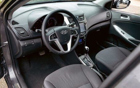 Hyundai Solaris II рестайлинг, 2012 год, 855 000 рублей, 13 фотография