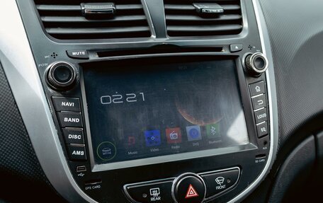 Hyundai Solaris II рестайлинг, 2012 год, 855 000 рублей, 14 фотография