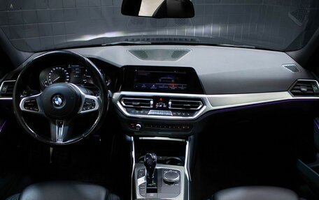 BMW 3 серия, 2021 год, 2 645 000 рублей, 10 фотография