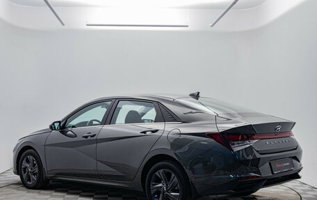Hyundai Elantra, 2021 год, 1 980 000 рублей, 4 фотография