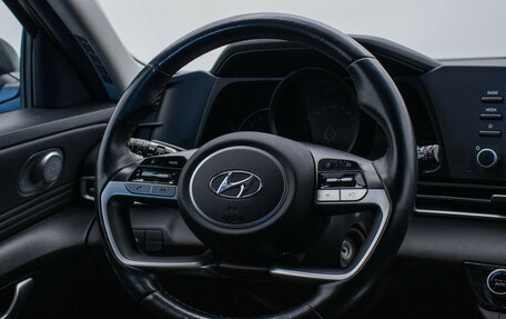 Hyundai Elantra, 2021 год, 1 980 000 рублей, 16 фотография