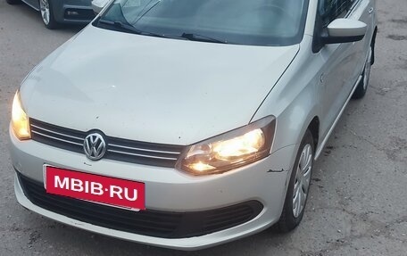 Volkswagen Polo VI (EU Market), 2012 год, 600 000 рублей, 1 фотография