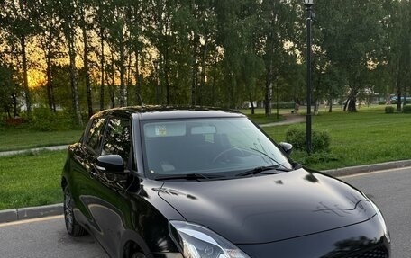 Suzuki Swift V, 2022 год, 1 550 000 рублей, 6 фотография