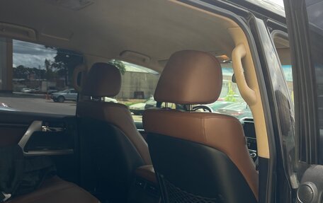 Toyota Land Cruiser 200, 2014 год, 3 399 000 рублей, 8 фотография