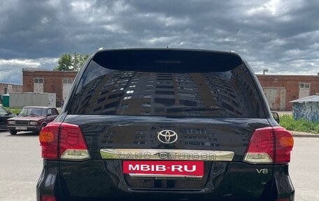 Toyota Land Cruiser 200, 2014 год, 3 399 000 рублей, 5 фотография