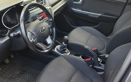 KIA Rio III рестайлинг, 2013 год, 800 000 рублей, 9 фотография
