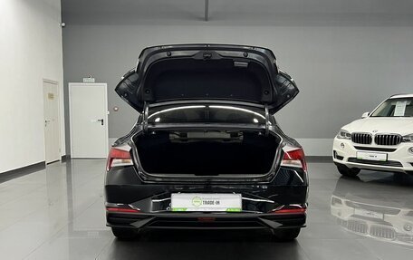 Hyundai Elantra, 2021 год, 1 915 000 рублей, 7 фотография