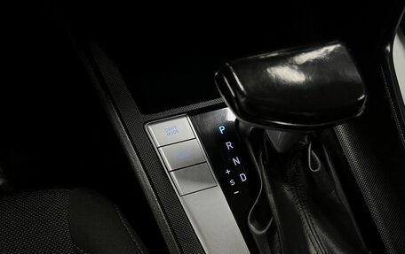Hyundai Elantra, 2021 год, 1 915 000 рублей, 21 фотография