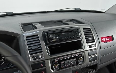 Volkswagen Caravelle T5, 2013 год, 2 299 000 рублей, 9 фотография