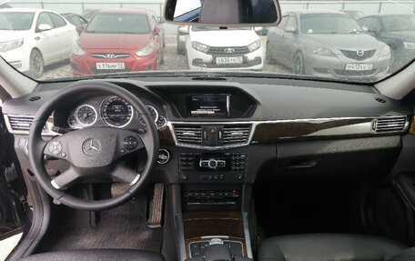 Mercedes-Benz E-Класс, 2012 год, 980 000 рублей, 9 фотография