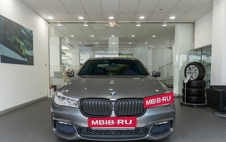 BMW 7 серия, 2017 год, 4 500 000 рублей, 2 фотография