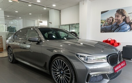 BMW 7 серия, 2017 год, 4 500 000 рублей, 3 фотография