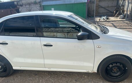 Volkswagen Polo VI (EU Market), 2014 год, 545 000 рублей, 2 фотография